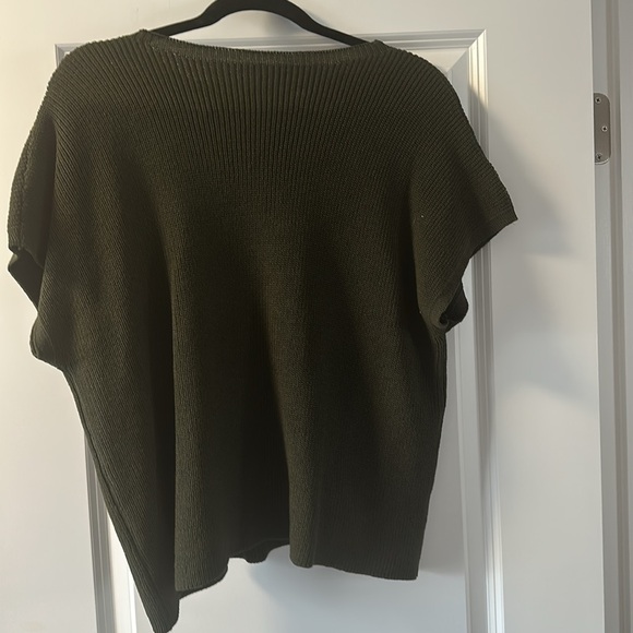 NWOT Cropped short sleeve sweater size XL - Picture 6 of 7